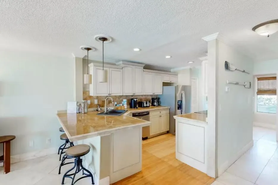 Holiday home Green Reef # 4 Gorgeous Beachfront Townhome Sleeps 8 Destin